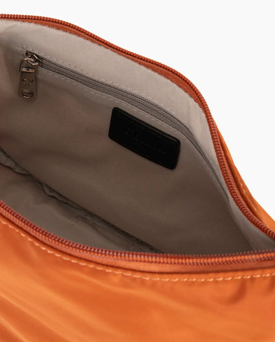 Bolso Bandolera media luna Pepe Moll Ocre