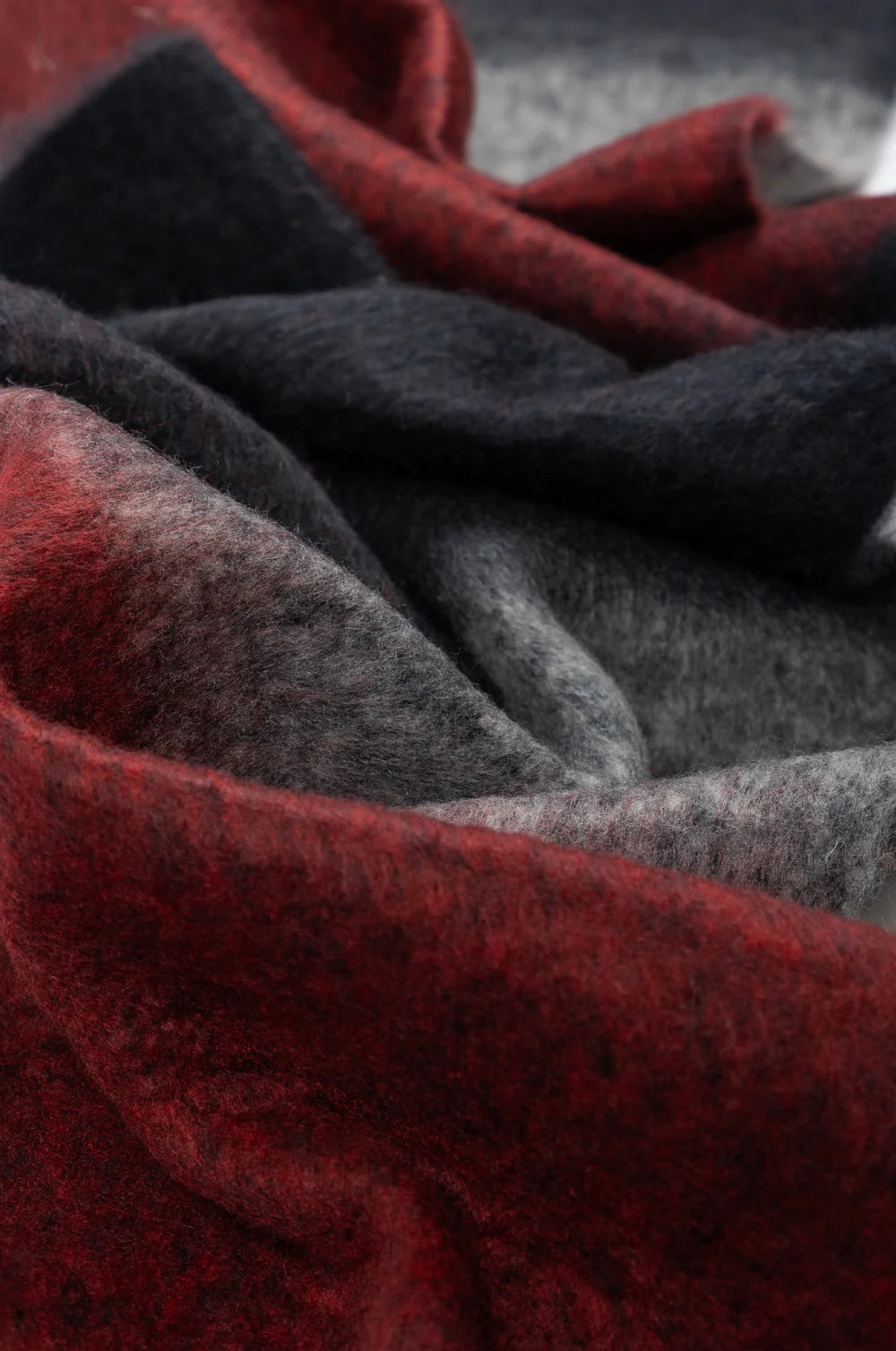 Bufanda estampada con flecos Anekke