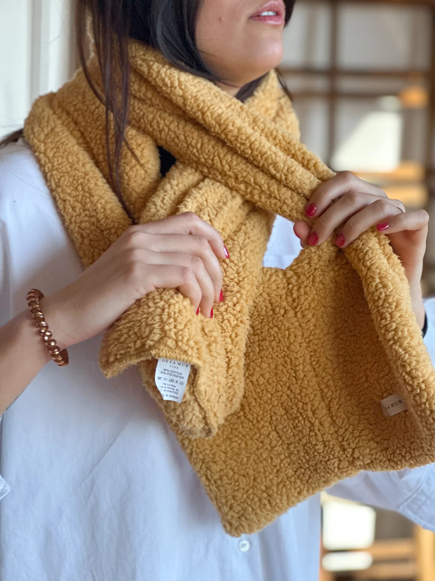 Cuello Buf DeLaMur Line Cold