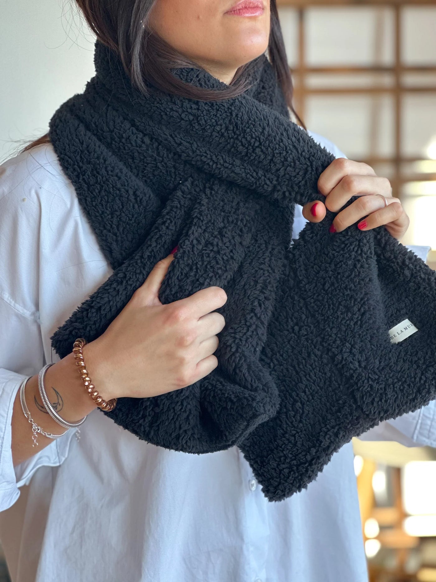 Cuello Buf DeLaMur Line Kiesa