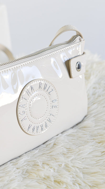 Mini bandolera Charol logo AGATHA RUIZ DE LA PRADA Beige