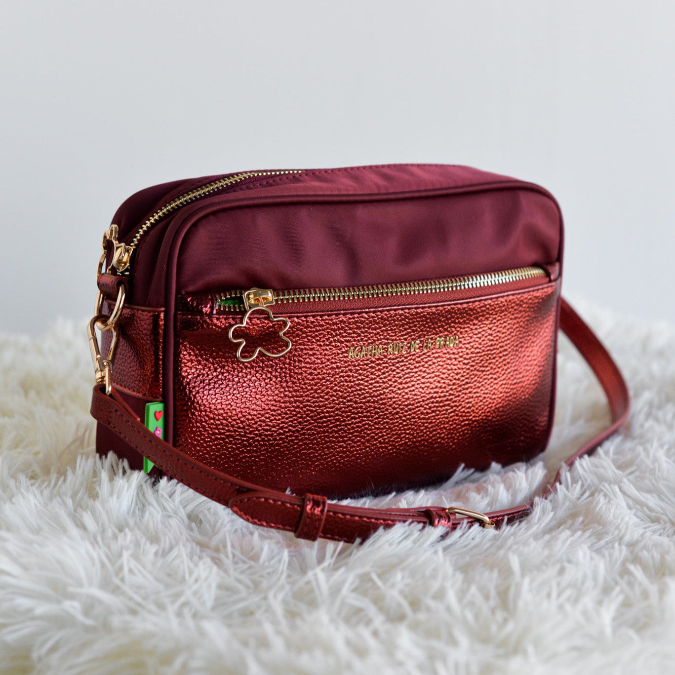 Bandolera nylon metalizado AGATHA RUIZ DE LA PRADA Granate