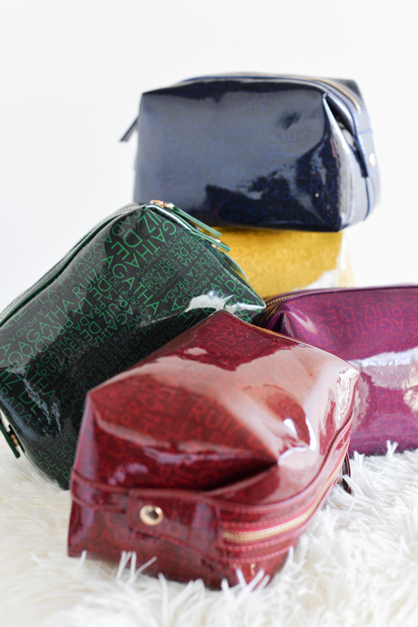 Neceser logo AGATHA RUIZ DE LA PRADA