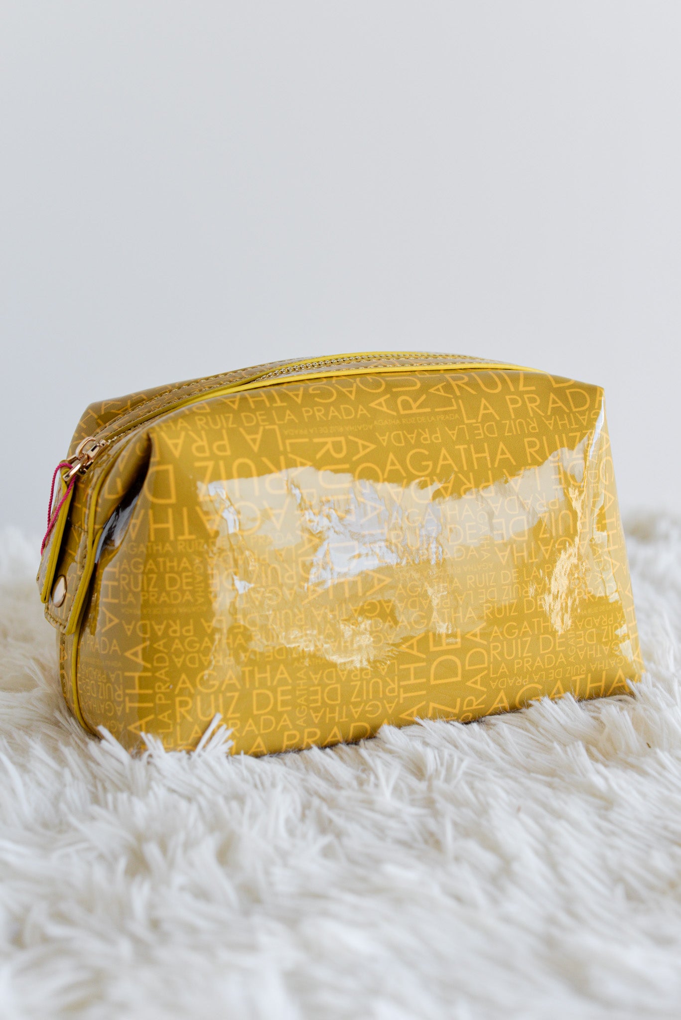 Neceser logo AGATHA RUIZ DE LA PRADA