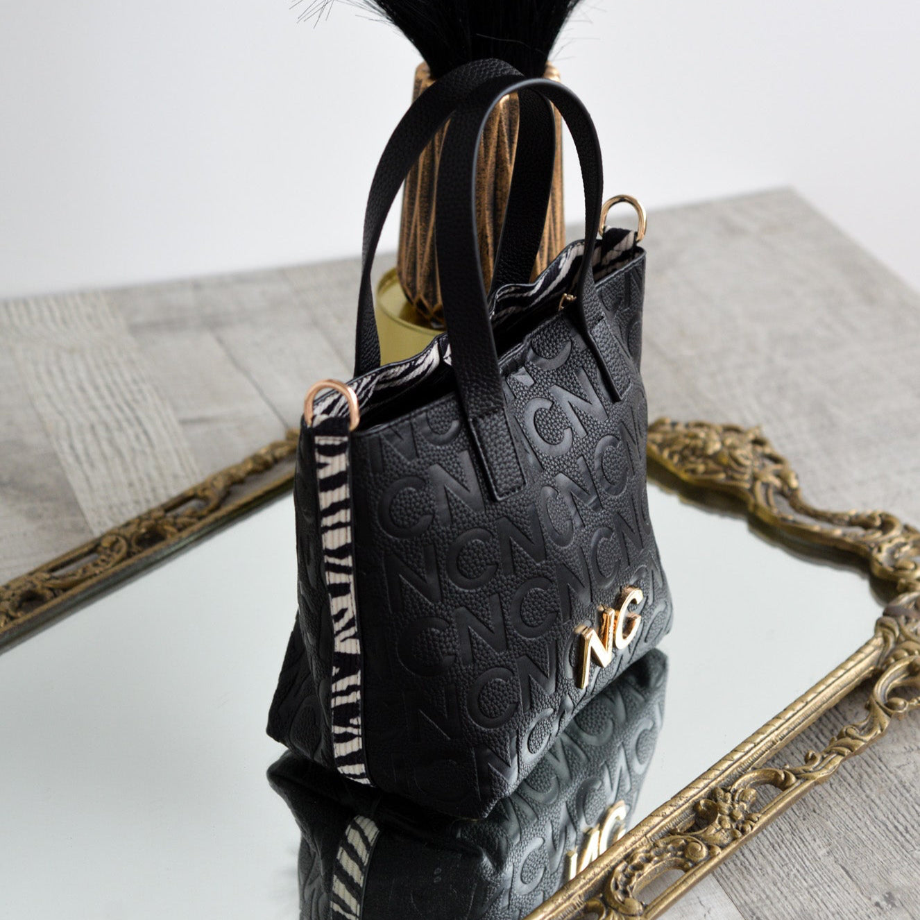 Bolso cubo animal print Noco Negro