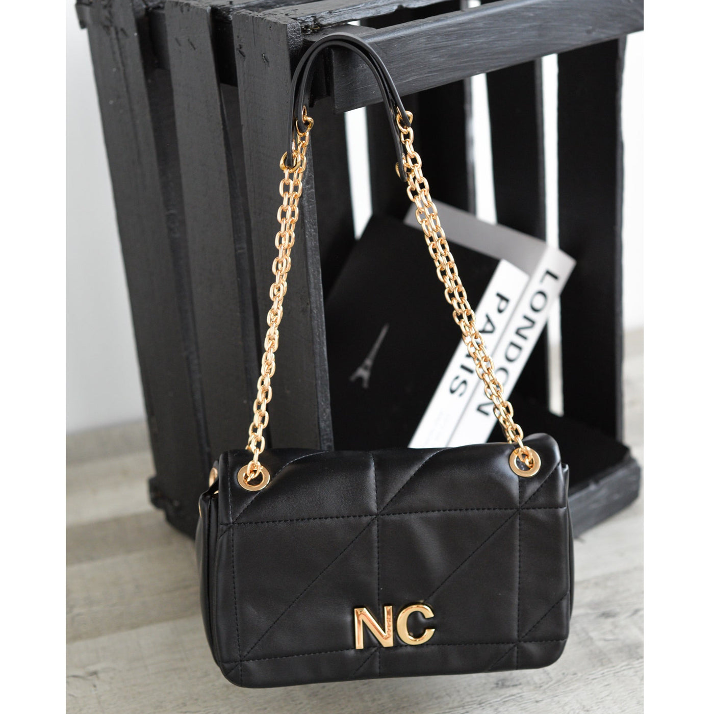 Bandolera tapa piel vegana NC bordado Noco Negro