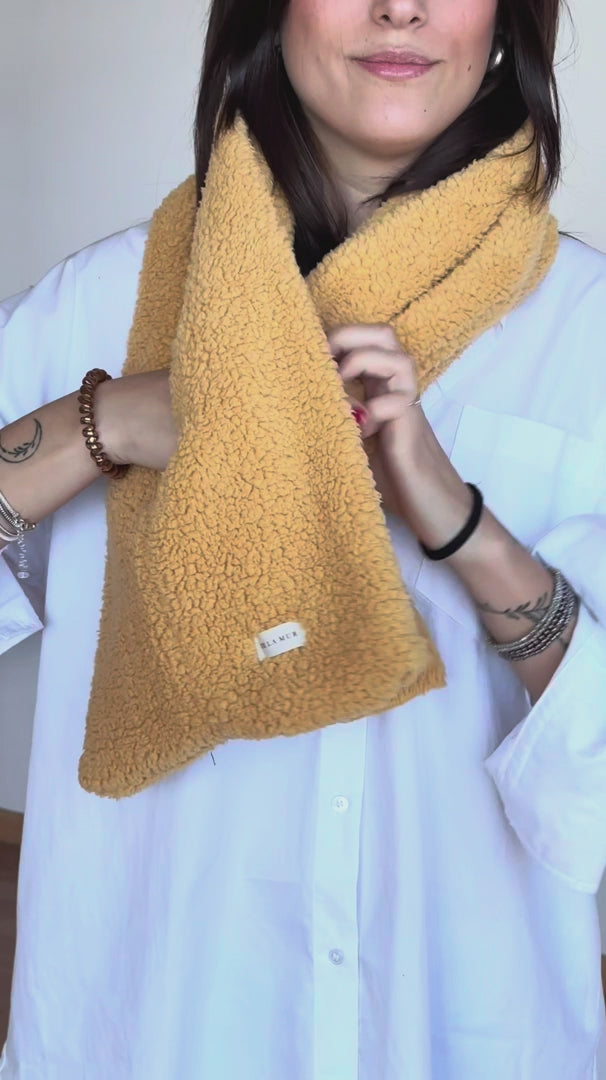 Cuello Buf DeLaMur Line Cold