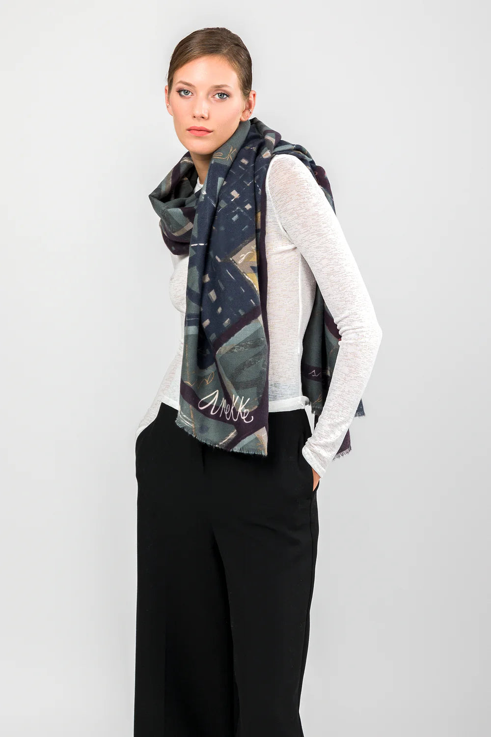 Pashmina azul estampada Anekke