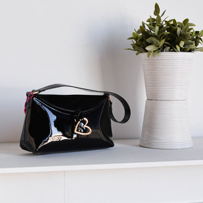 Bandolera charol corazón Noco Negro