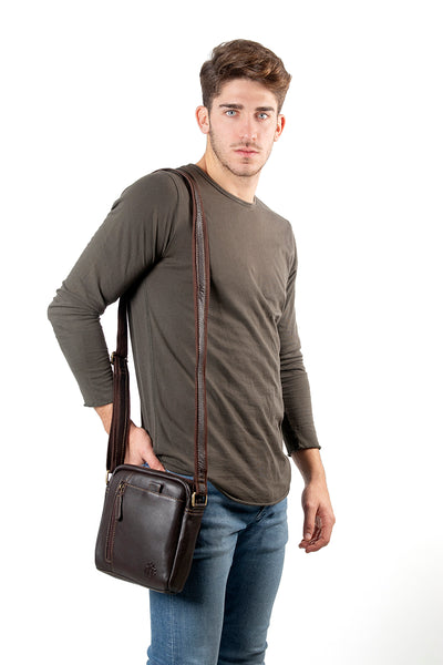 Rosme Man Bag 19 x 22 cm (Kalbsleder) Braune Farbe